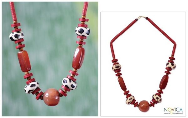 Alternate image for African Agate and Bone Beaded Necklace Taoure