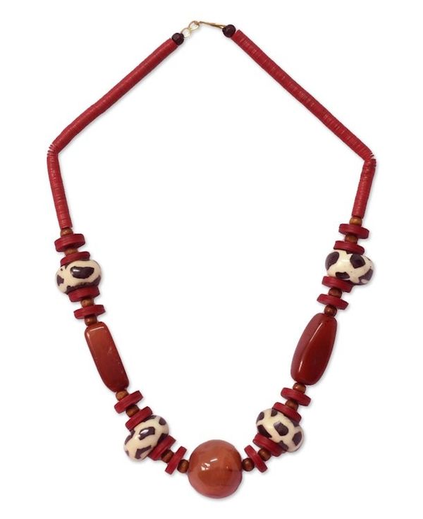 Alternate image for African Agate and Bone Beaded Necklace Taoure