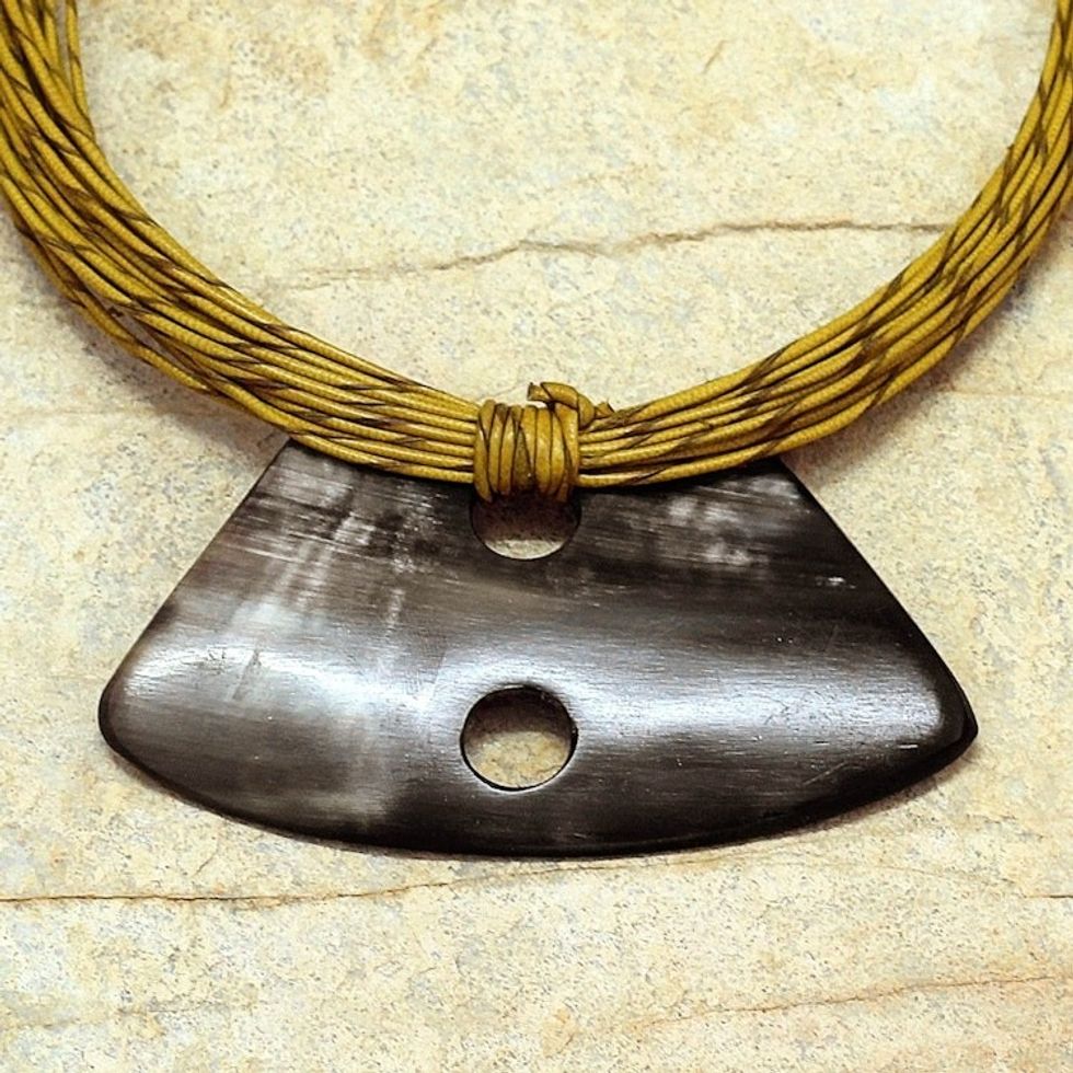 Hand Crafted Horn and Leather Pendant Necklace 'Talatu'