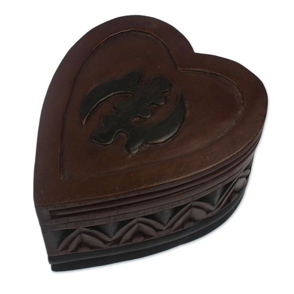 Alternate image for Wood jewelry box African Heart