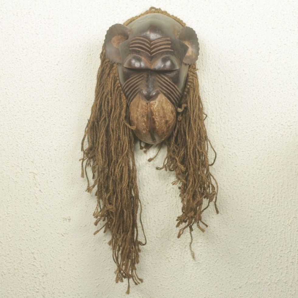 Handmade African Wood and Jute Monkey Mask 'Baule Gbekre I'