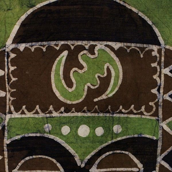 Alternate image for Handcrafted Cotton Batik Green Wall Hanging from Ghana Gye Nyame Mask
