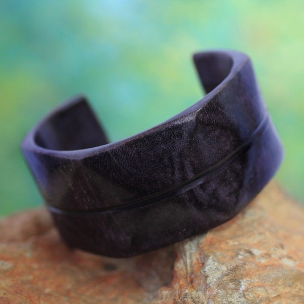Leather cuff bracelet 'Wend Konta in Plum'