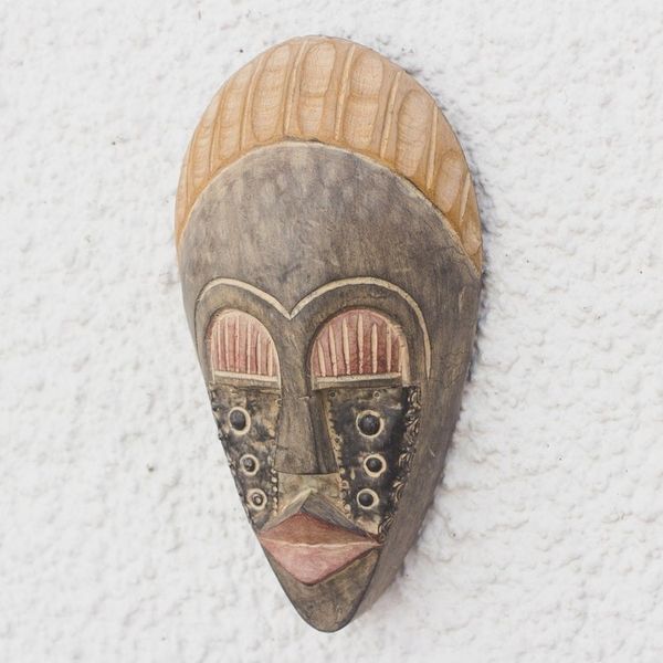 Alternate image for Akan Wood Mask Bold Courage
