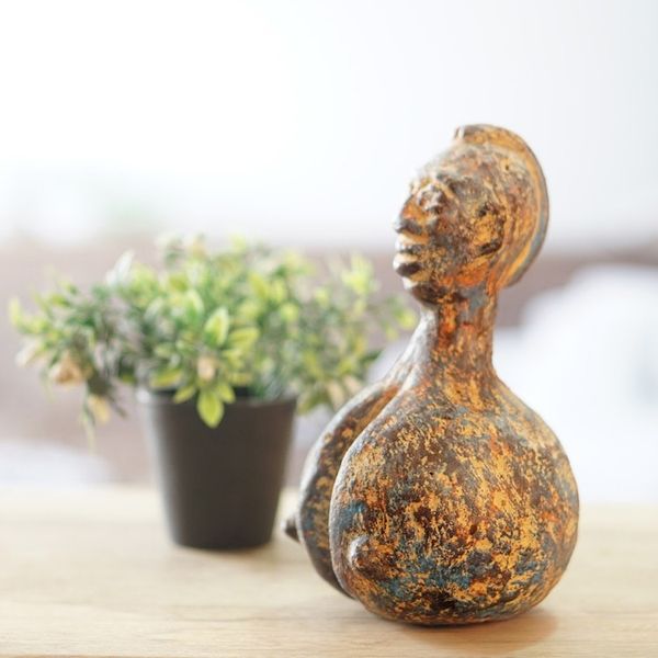 Alternate image for Ceramic statuette Elegant Lady
