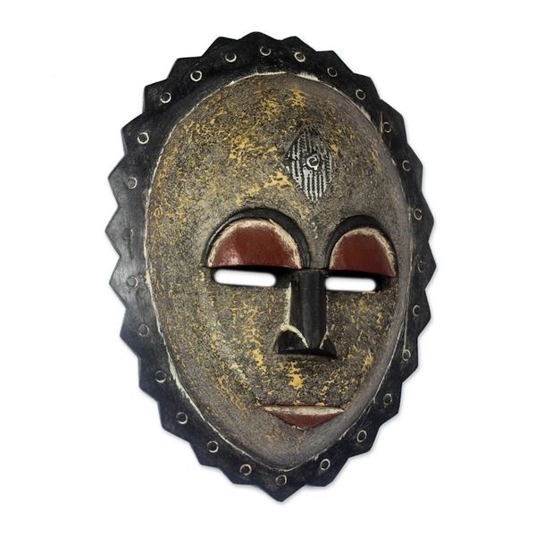 Alternate image for Nigerian wood mask Foreigner