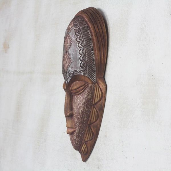 Alternate image for Hand Made African Wood Mask Successor