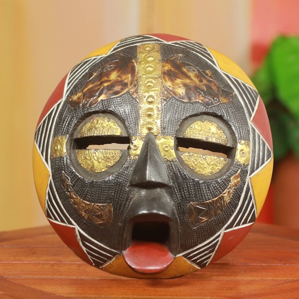 Authentic Artisan Hand Crafted African Wood Mask 'Rhino'