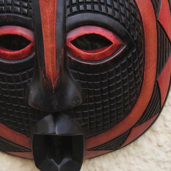 Alternate image for Akan wood mask Peace and Freedom
