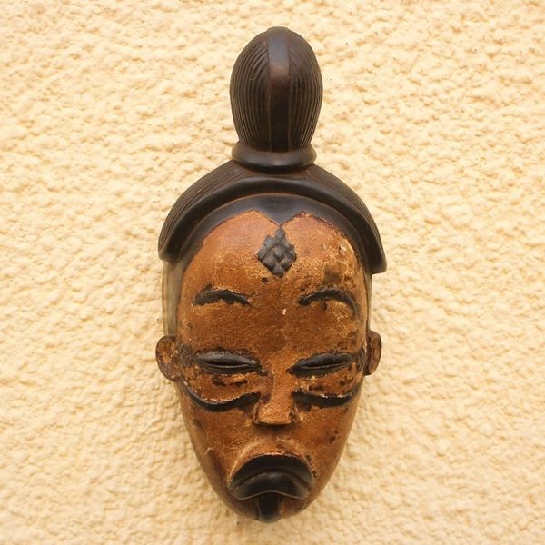 Alternate image for Gabonese Wood Mask Judge and Feast