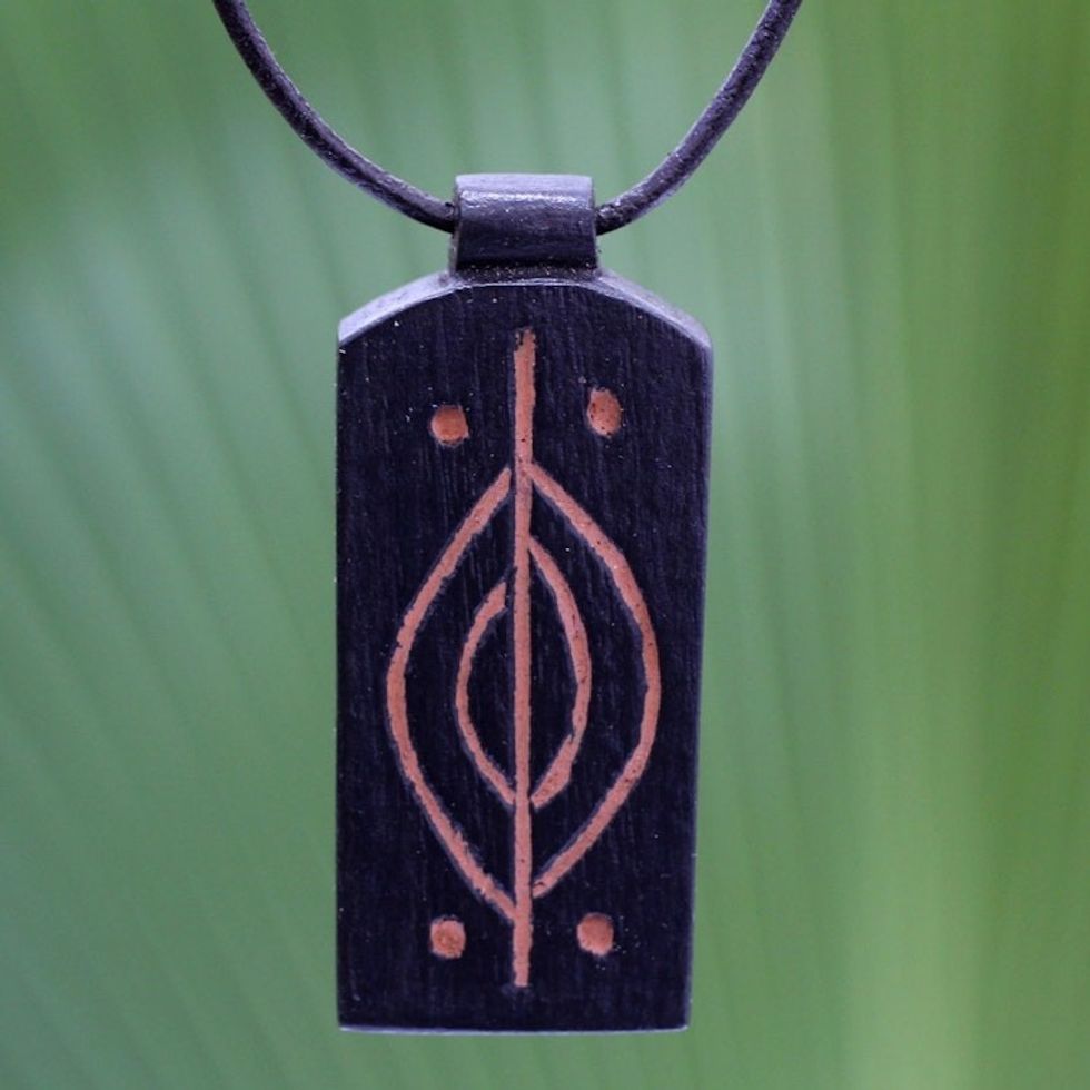 Handmade African Wood Pendant Necklace 'Kasapa'