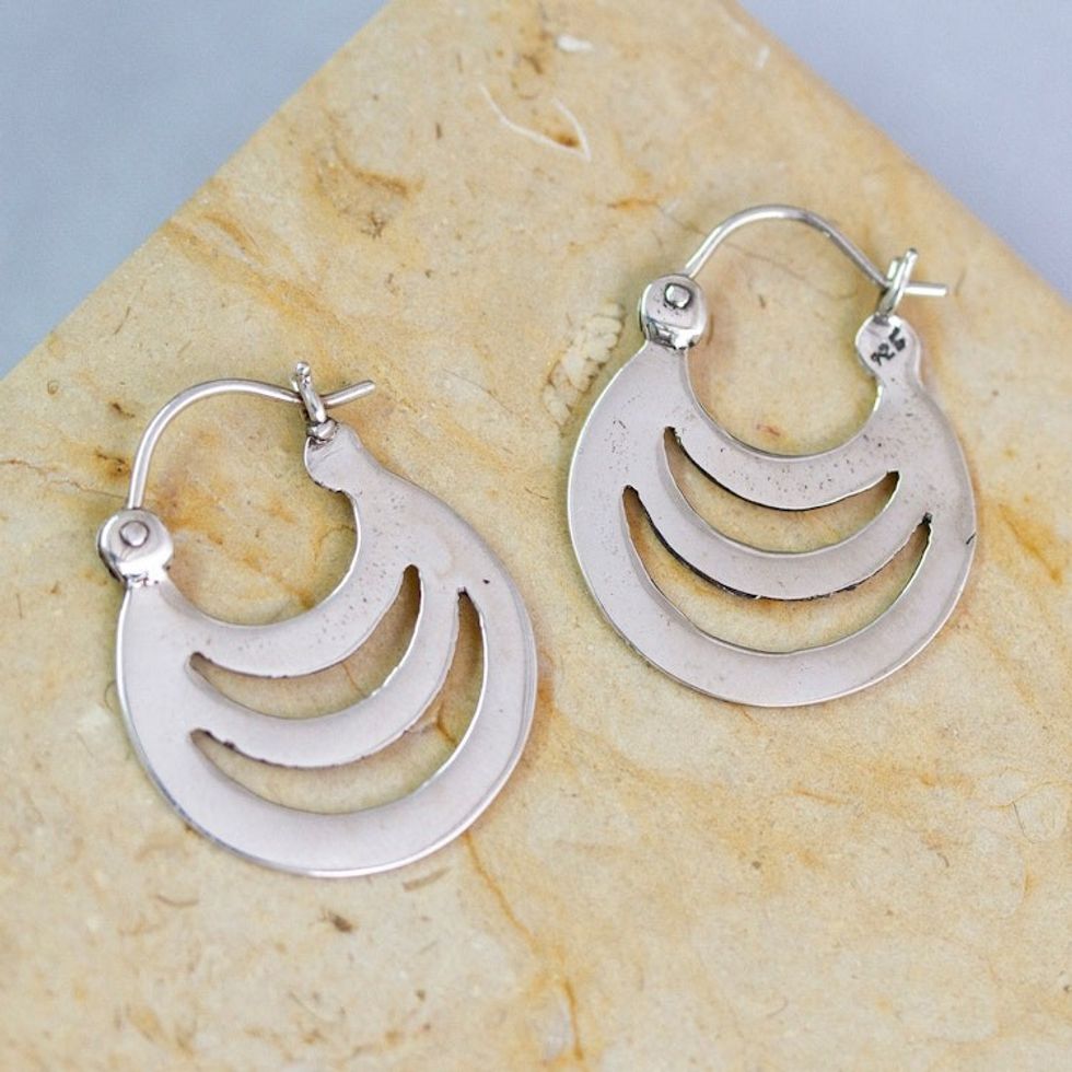 High-Polished Modern Sterling Silver Hoop Earrings 'Waves of Style'
