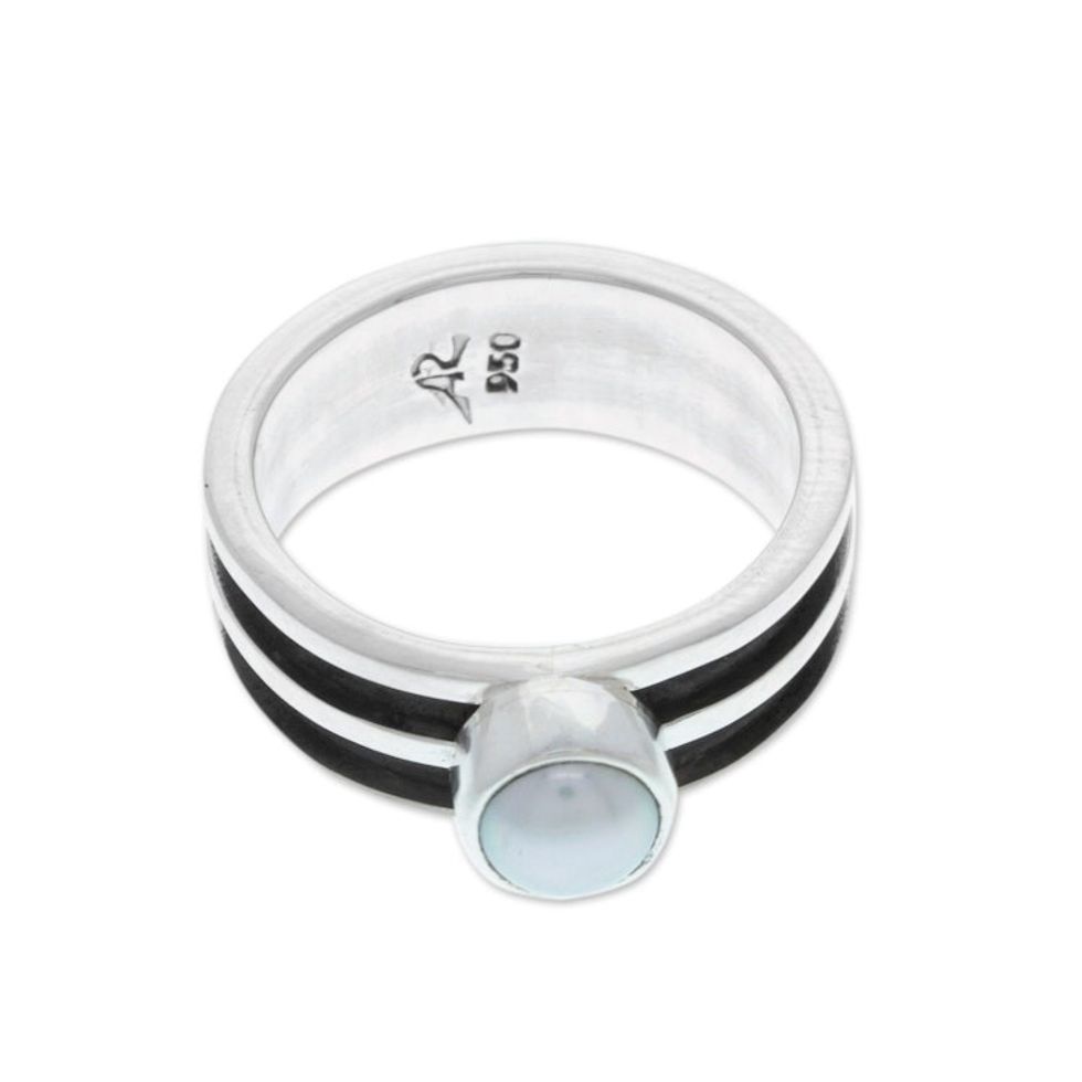 Polished Silver Single Stone Ring with Cultured Pearl 'Pearly Essence'