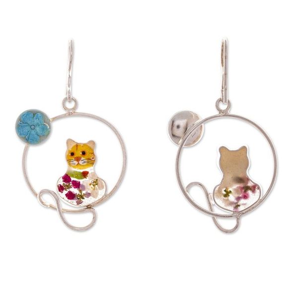 Alternate image for Moon and Cat-Themed Natural Flower Round Dangle Earrings Lunar Feline