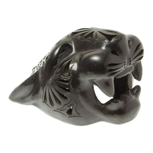Alternate image for Handcrafted Traditional Barro Negro Pottery Curated Gift Set Barro Negro Reign