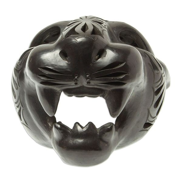 Alternate image for Handcrafted Traditional Barro Negro Pottery Curated Gift Set Barro Negro Reign