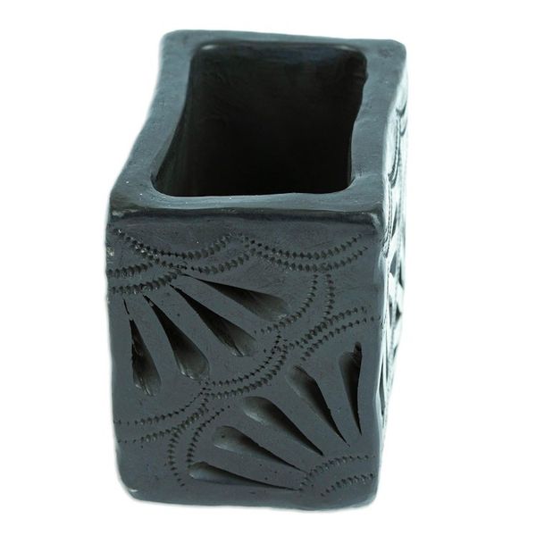 Alternate image for Handcrafted Traditional Barro Negro Pottery Curated Gift Set Barro Negro Reign