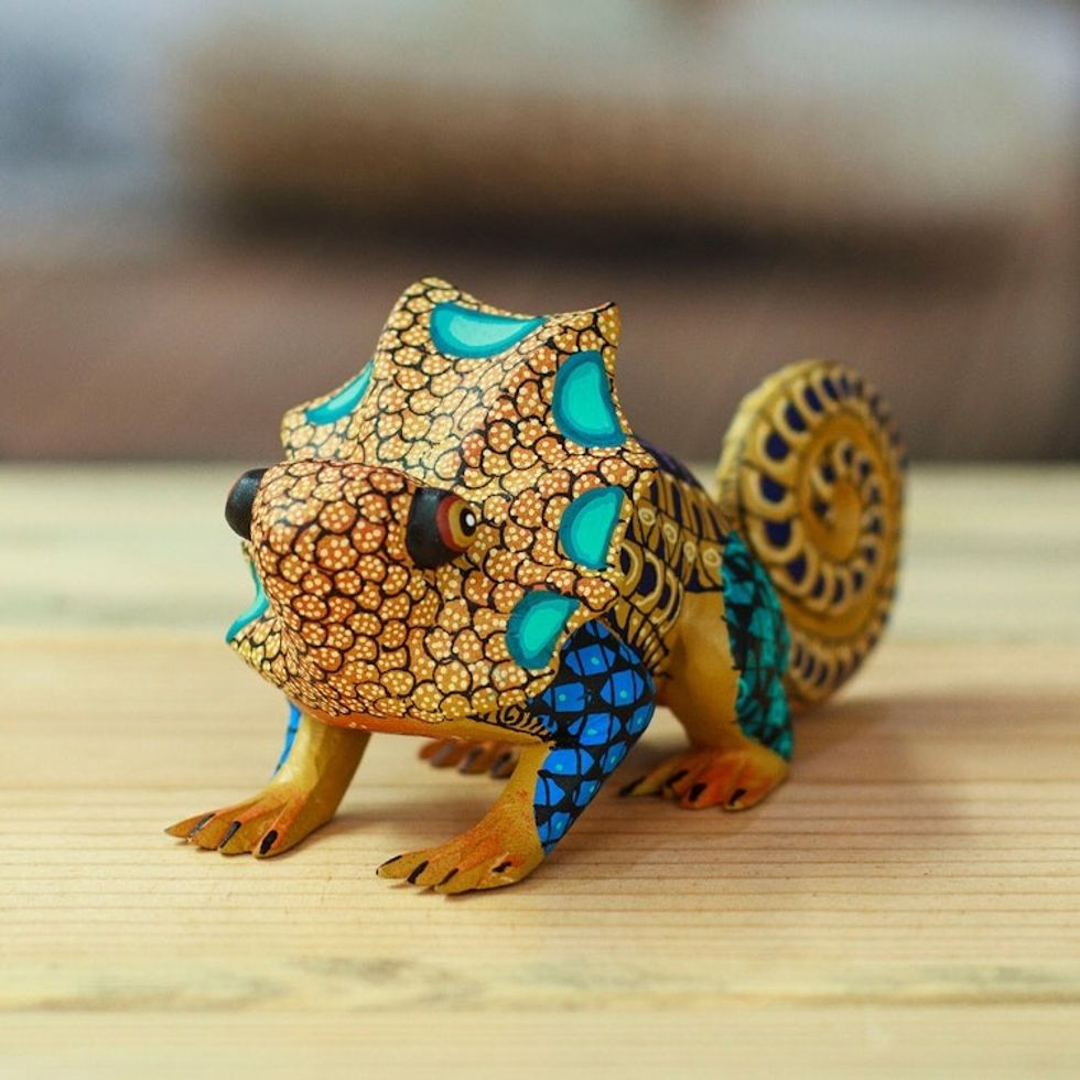 Hand-Painted Honey Copal Wood Chameleon Alebrije Figurine 'Chameleonic Honey'