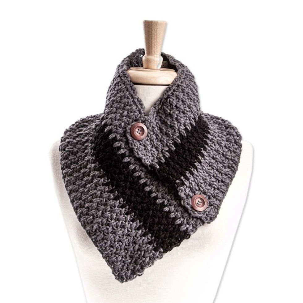 Grey and Black Neck Warmer from Mexico 'Flint Comfort'