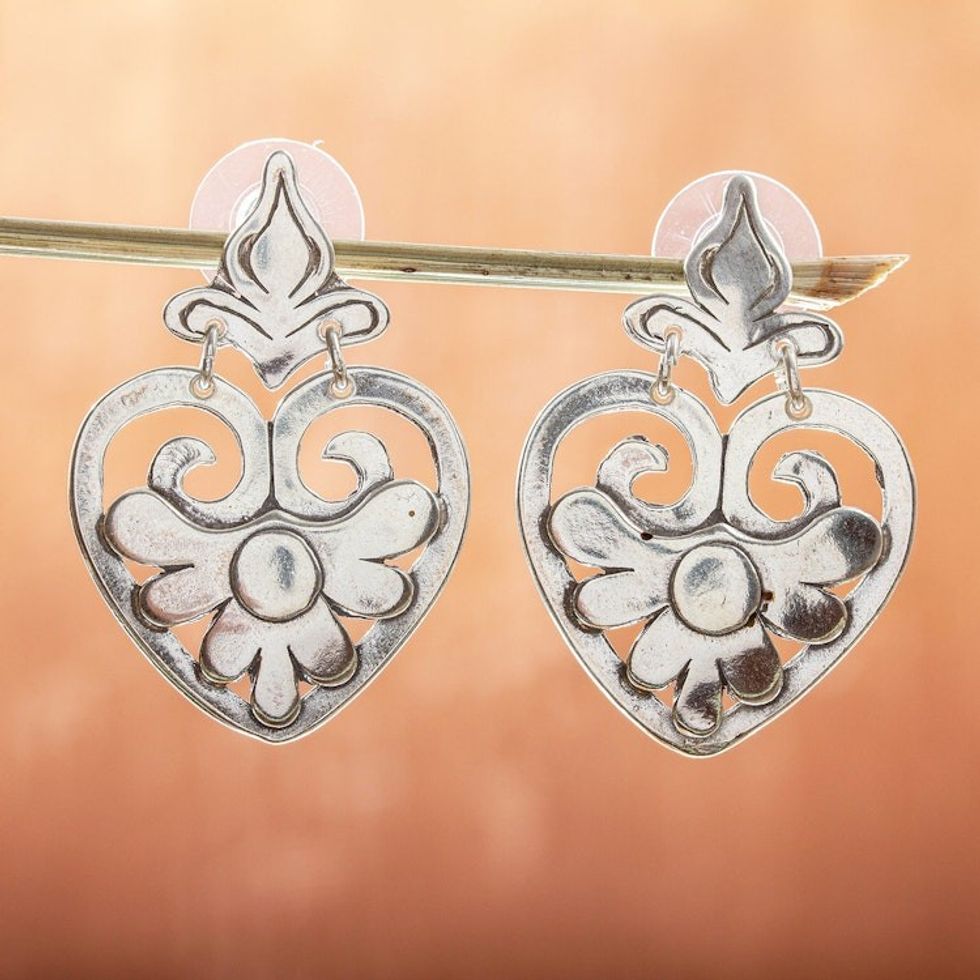 Heart Shaped Sterling Silver Dangle Earrings 'Tarascan Hearts'