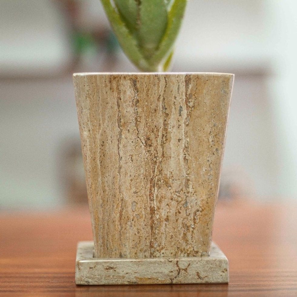 Modern Flower Pot of Brown Marble with Vertical Veins 'Earth Contempo'