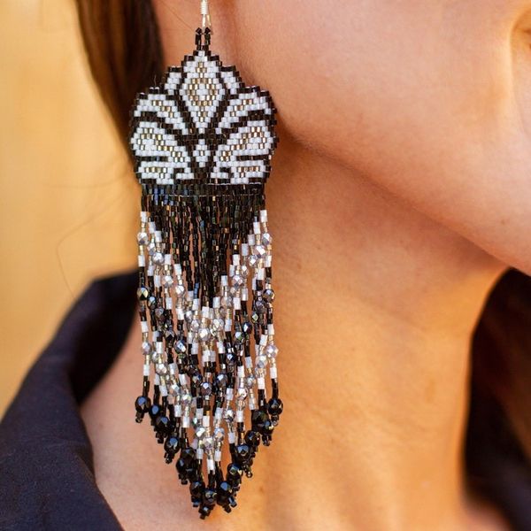 Alternate image for Huichol Beadwork Floral Earrings in Black-White-Grey White Blossom