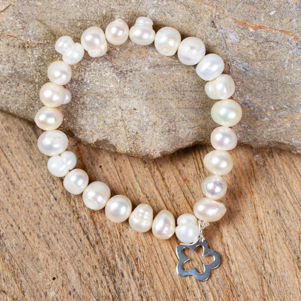 Cultured Pearl Bracelet with Floral Charm 'Solitary Flower'