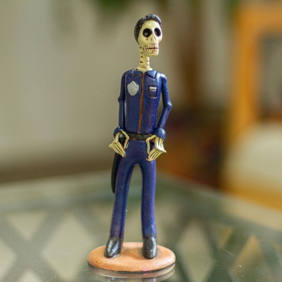 Ceramic Skeleton Security Guard Statuette 'Security Guard Catrin'