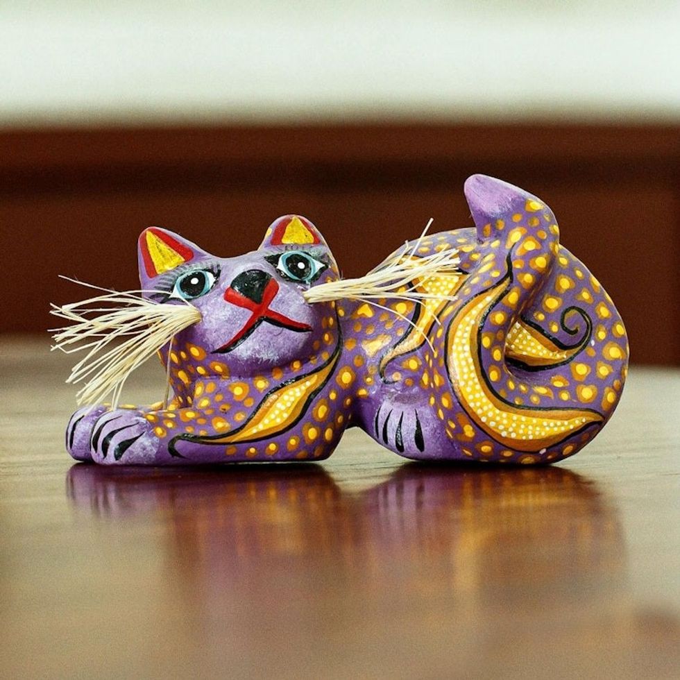 Purple Crouching Cat Alebrije Figure with Henequen Whiskers 'Purple Pouncing Cat'