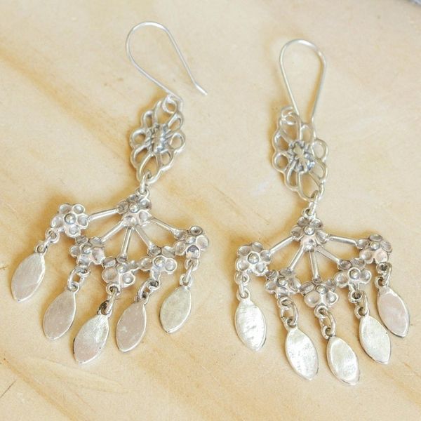 Alternate image for Daisy Motif Sterling Silver Chandelier Earrings Daisy Fantasia