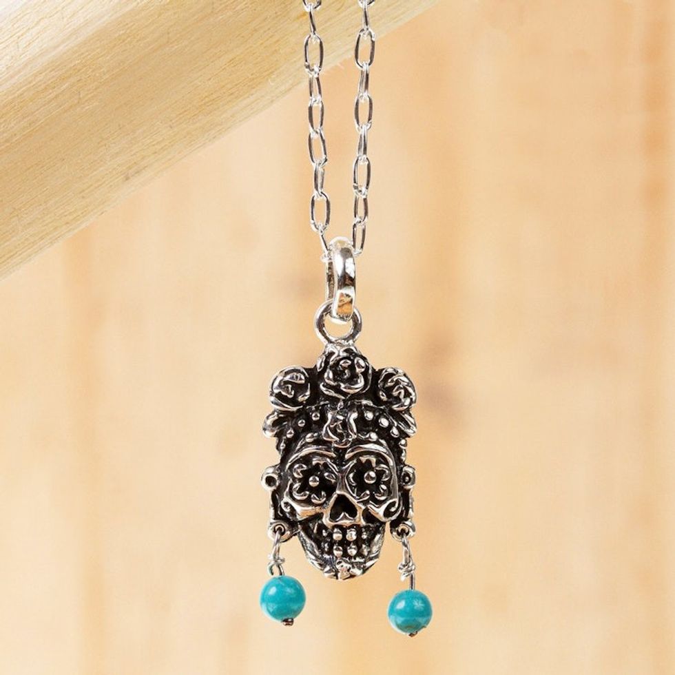 Sterling Pendant Necklace with Turquoise 'Chic Catrina'