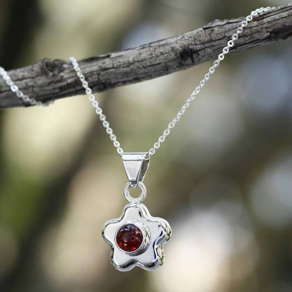 Garnet flower necklace 'Aztec Daisy'