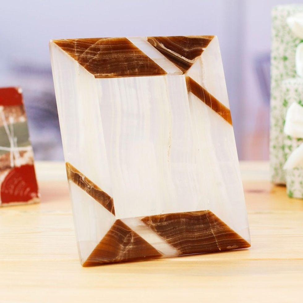 Modern Brown Onyx Photo Frame from Mexico 4x6 'Modern Lines in Brown'
