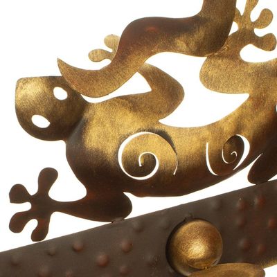 Alternate image for Handcrafted Steel Lizard Wall Sconce Candleholder Happy Gecko