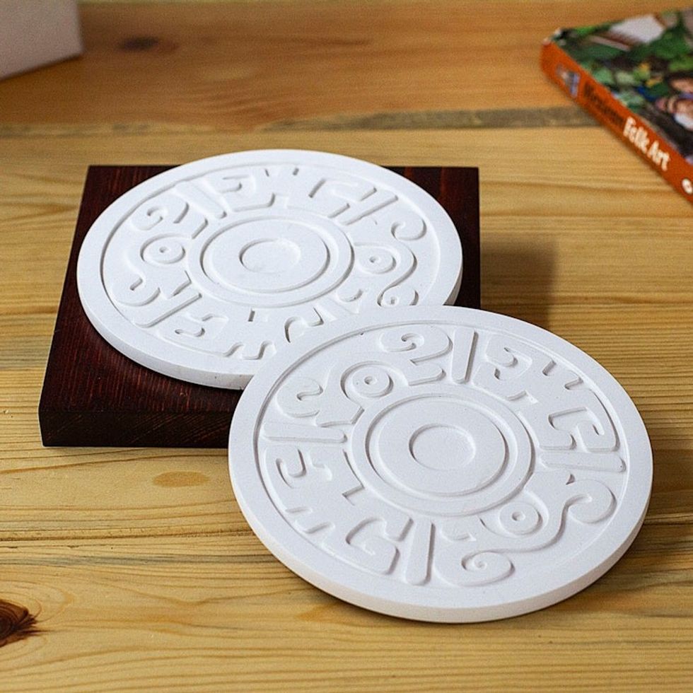 Pre-Hispanic Theme Resin Trivets Pair 'Ancient Flower'