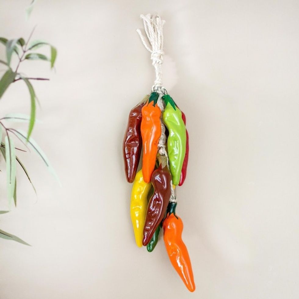 Ceramic Serrano Pepper Decorative Ristra from Mexico 'Serrano Color'
