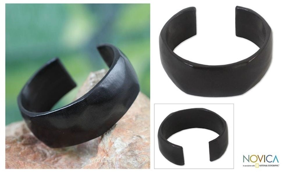 Modern Leather Cuff Bracelet 'Dasba in Black'