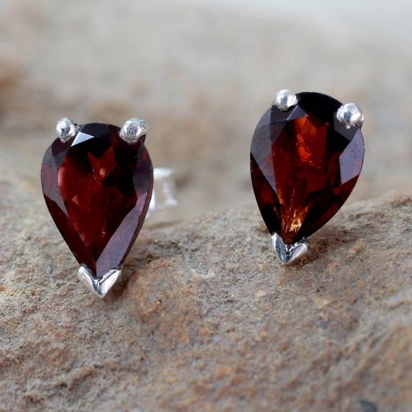 Alternate image for Fair Trade Garnet Stud Earrings 2.5 cts Devotion