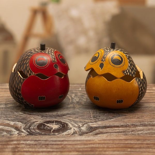 Alternate image for Decorative Owl Figures of Dried Mate Gourds from Peru Pair Singing Owls