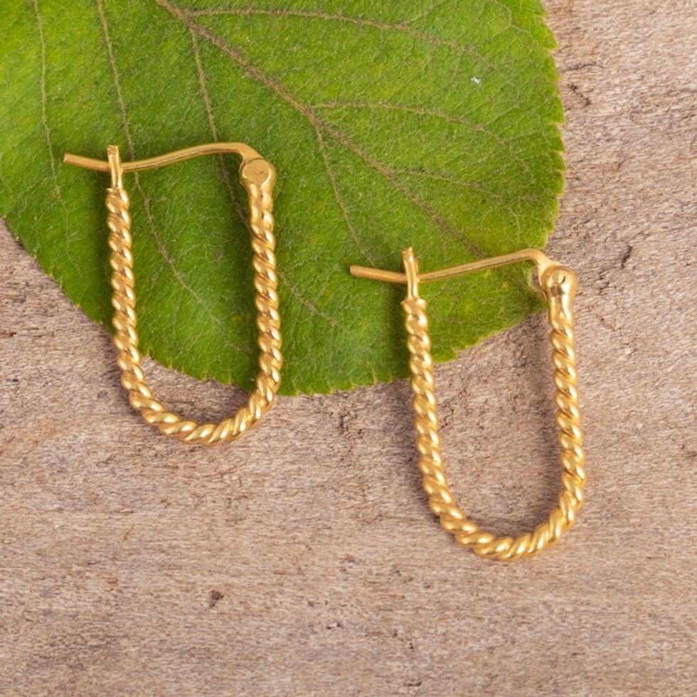 18k Gold-Plated Hoop Earrings in a High Polish Finish 'Beaming'