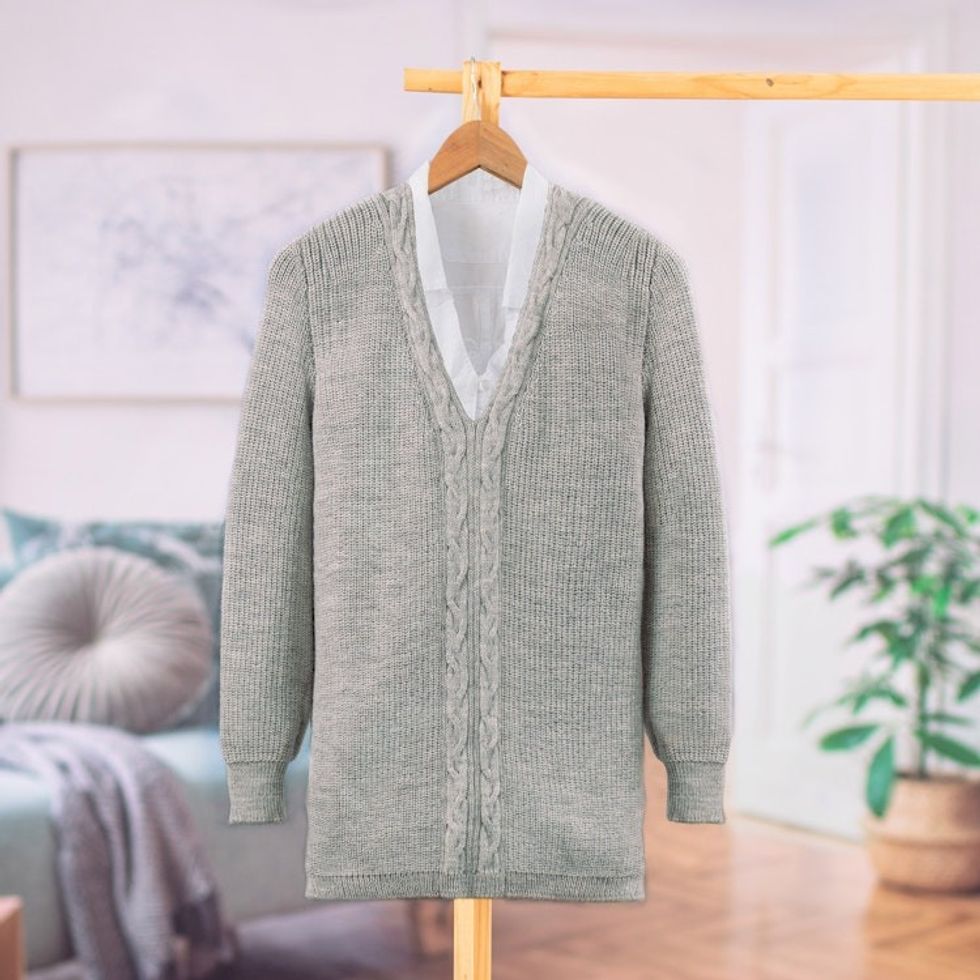 Soft Grey Alpaca Blend Pullover Sweater with V-Neckline 'Grey Epoch'