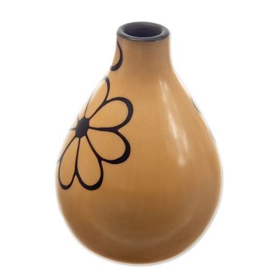 Alternate image for Chulucanas Ceramic Floral Decorative Vase Handmade in Peru Spring Flowers