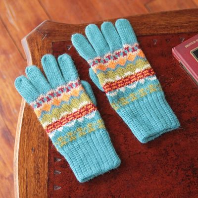 Alternate image for Artisan Crafted Alpaca Wool Patterned Gloves Ancash Fantasy
