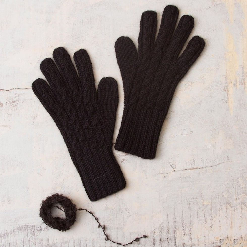 100 Alpaca Knit Gloves in Black from Peru 'Winter Delight in Black'