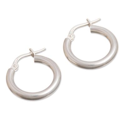 Alternate image for Sandblasted Sterling Silver Hoop Earrings from Peru Classic Gleam