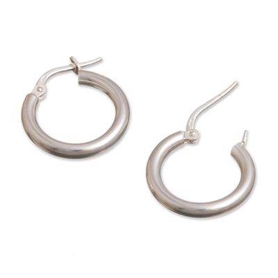 Alternate image for Sandblasted Sterling Silver Hoop Earrings from Peru Classic Gleam