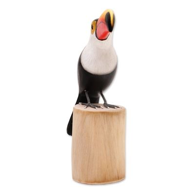 Alternate image for Artisan Hand-Carved Bird Sculpture Tropical Toucan