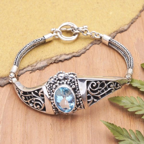 Alternate image for Traditional Pendant Bracelet with Faceted 6-Carat Blue Topaz Penglipurans Treasure