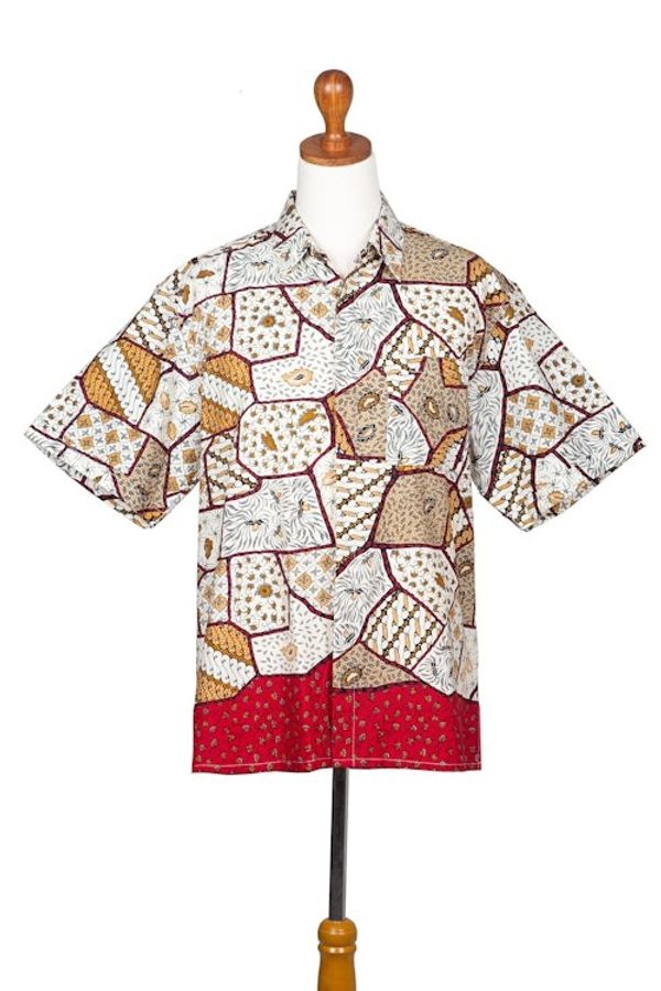 Alternate image for Mens Short Sleeve Cotton Batik Button Shirt with Pocket Island Classic