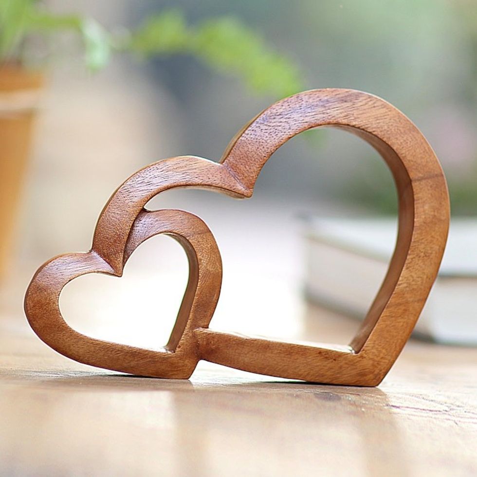 Wood Hand Made Indonesian Brown Connecting Hearts Sculpture 'Warm Hearts'
